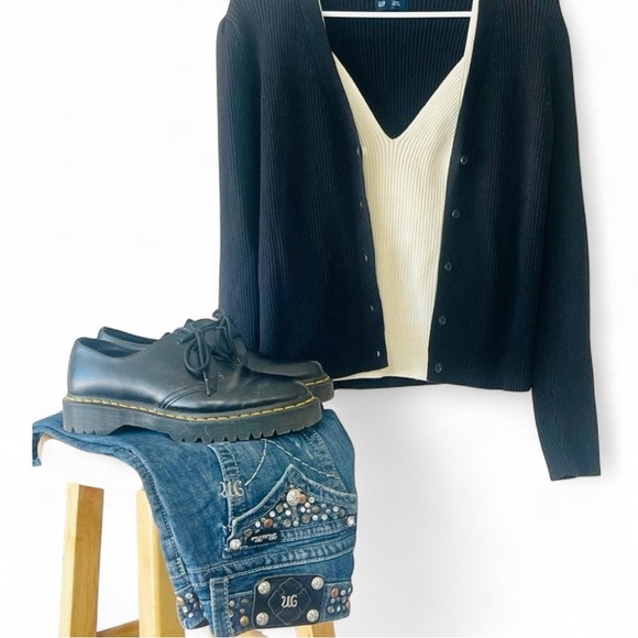 Gap Ribbed Tank Top - Picture 2 of 8